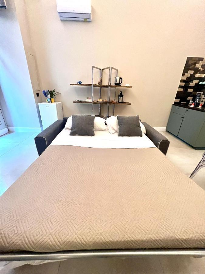 Zentral Suite 那不勒斯 外观 照片